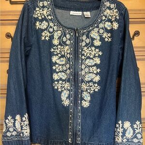 Hannah Embroidered Paisley Floral Full Zip Boho Denim Jean Jacket Large